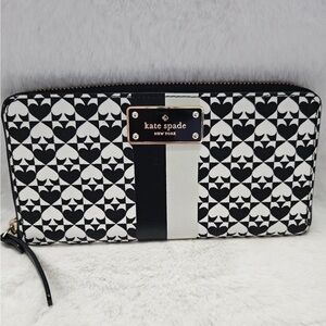 Kate Spade Black and White Heart Pattern Wallet